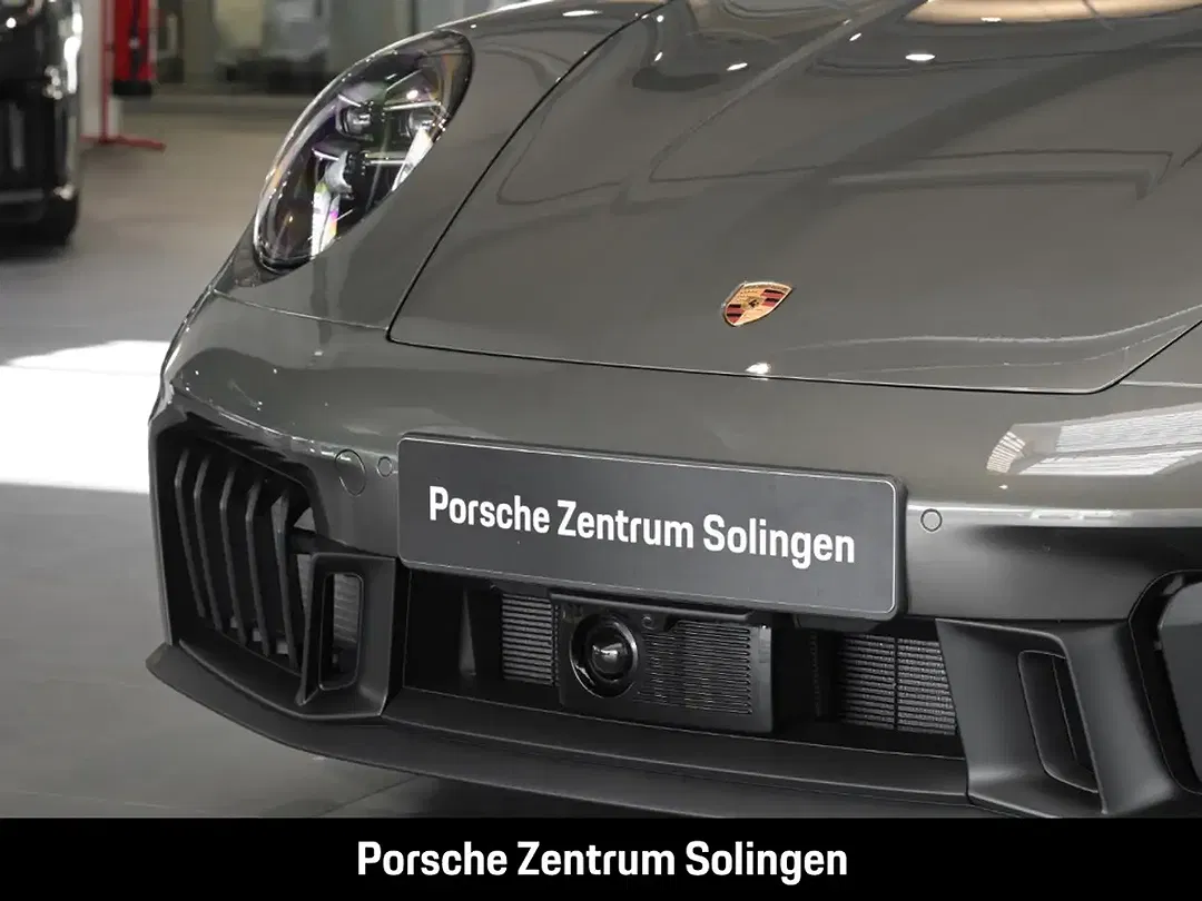 Porsche 992 - Thumbnail 7