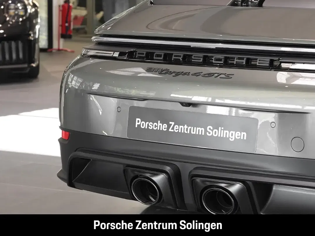 Porsche 992 - Thumbnail 9