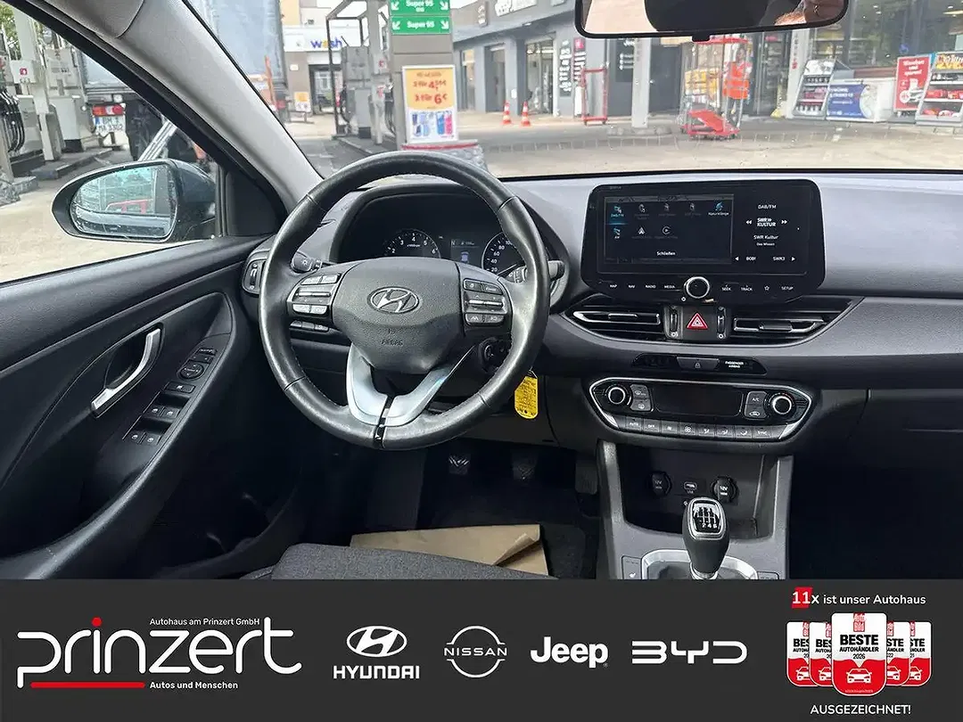 Hyundai i30 - Thumbnail 12