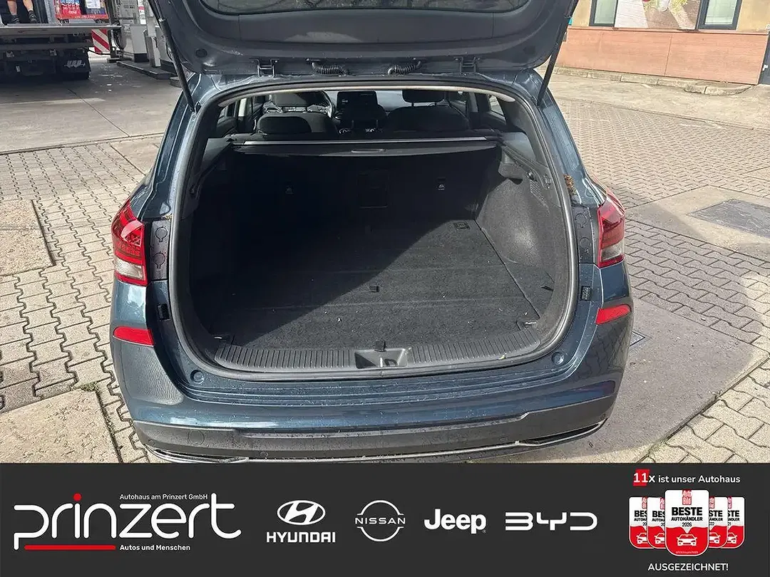 Hyundai i30 - Thumbnail 14