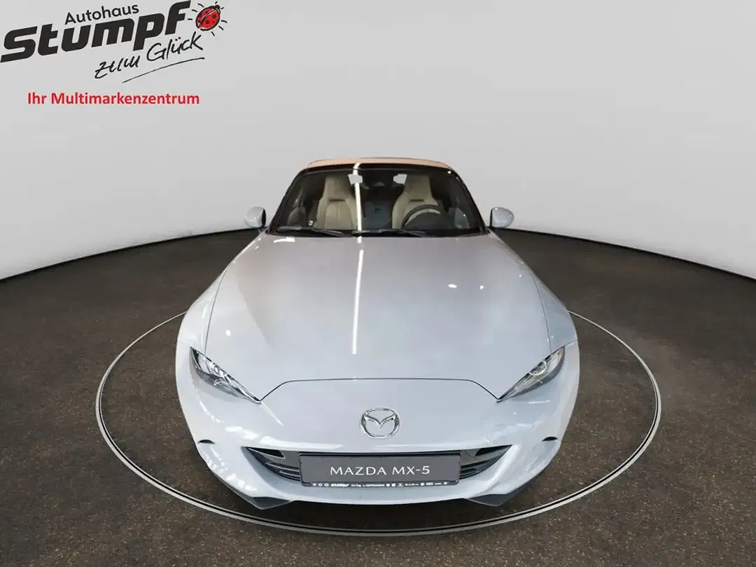 Mazda MX-5 - Thumbnail 2