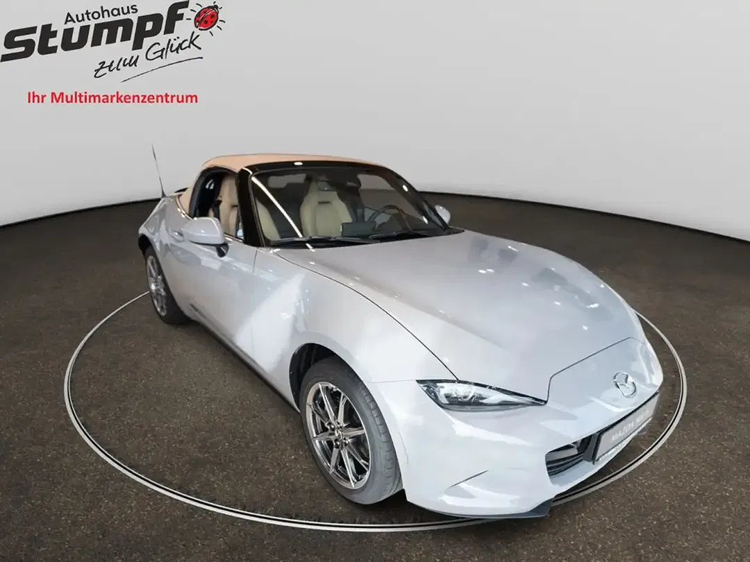 Mazda MX-5 - Thumbnail 3