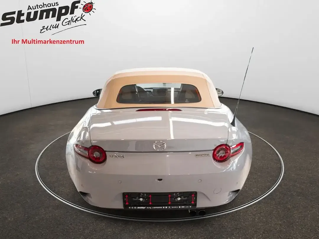 Mazda MX-5 - Thumbnail 5