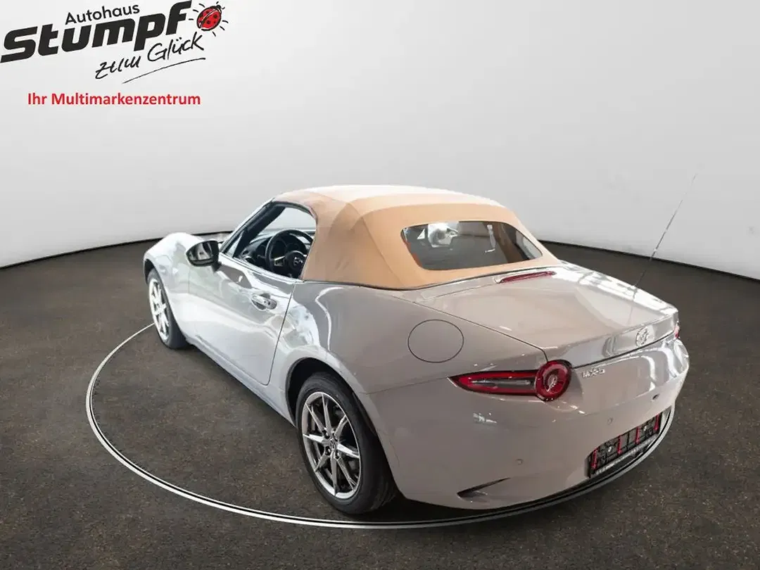 Mazda MX-5 - Thumbnail 6