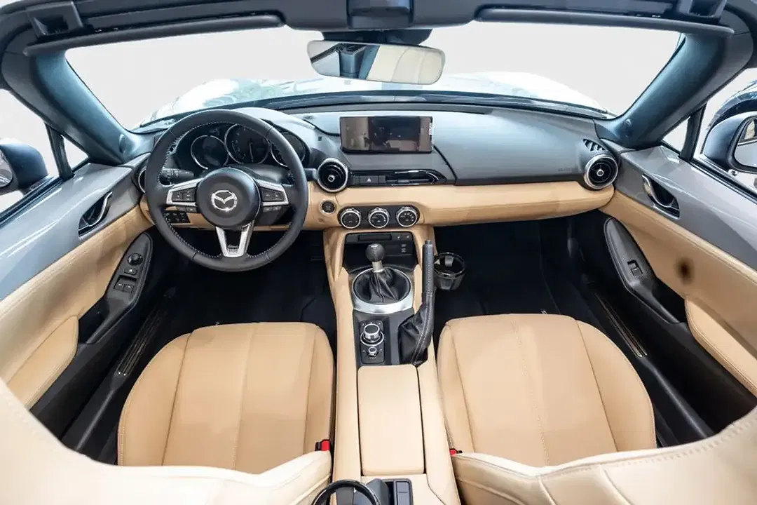 Mazda MX-5 - Thumbnail 7