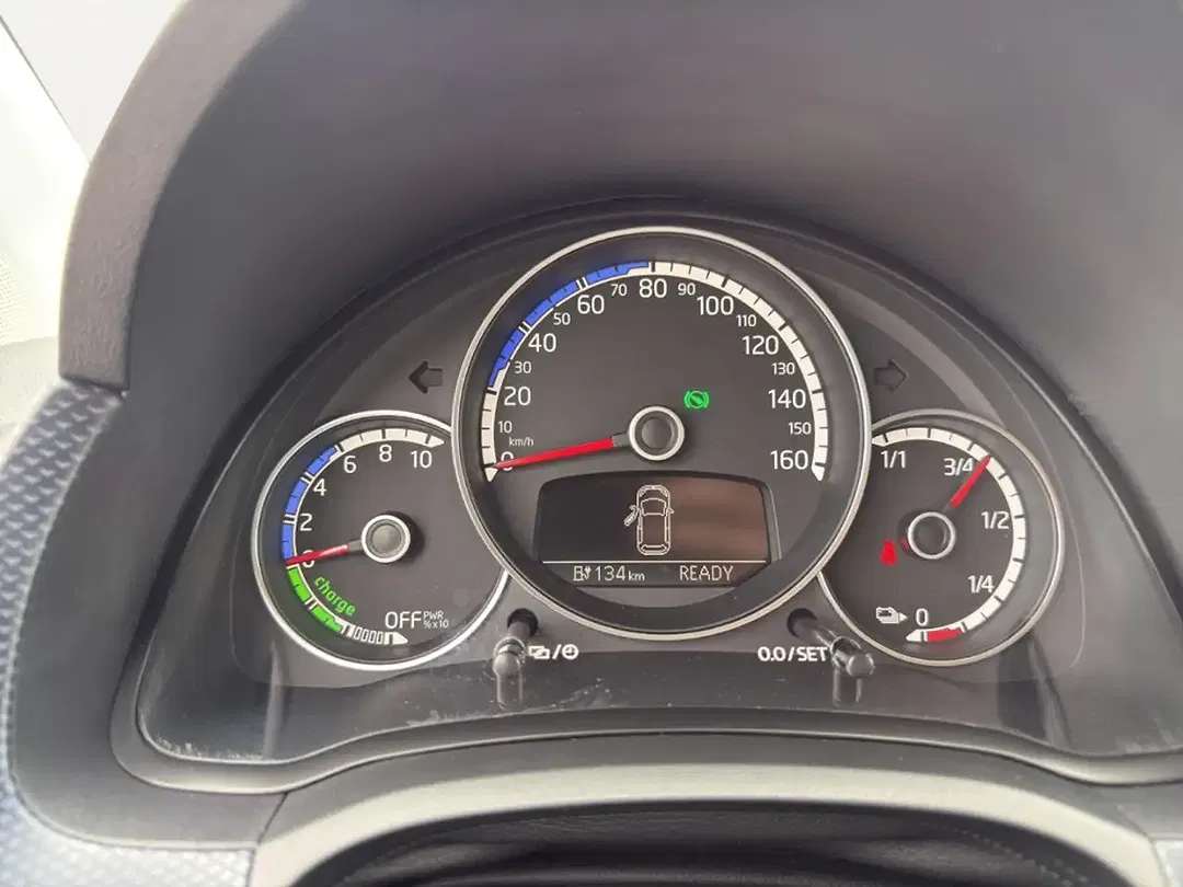Volkswagen e-up! - Thumbnail 9