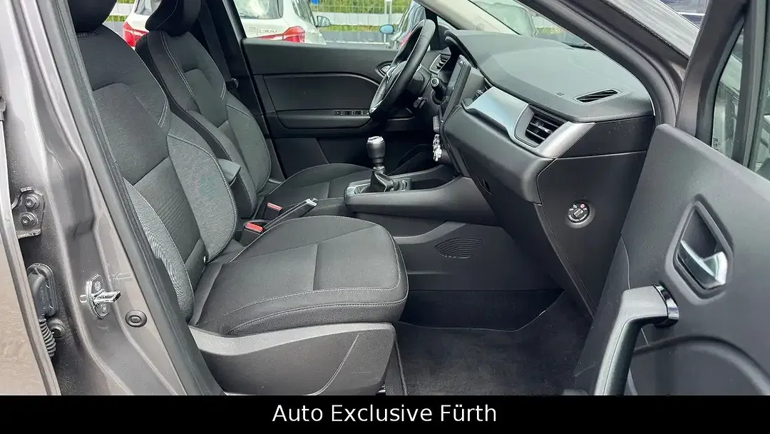 Renault Captur - Thumbnail 10