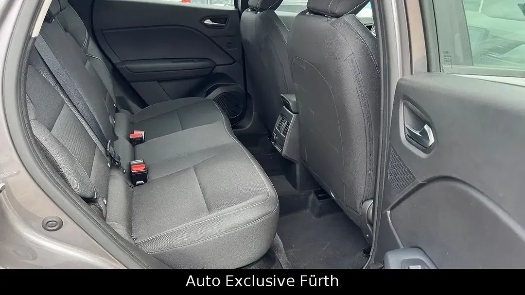 Renault Captur - Thumbnail 12
