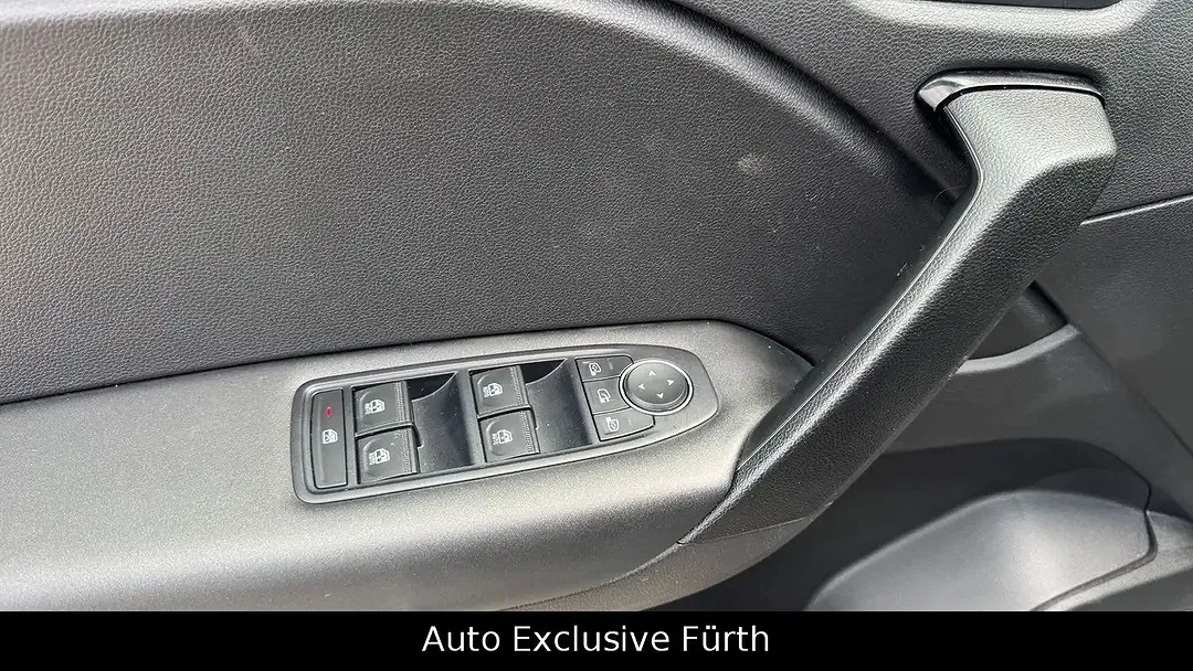 Renault Captur - Thumbnail 15