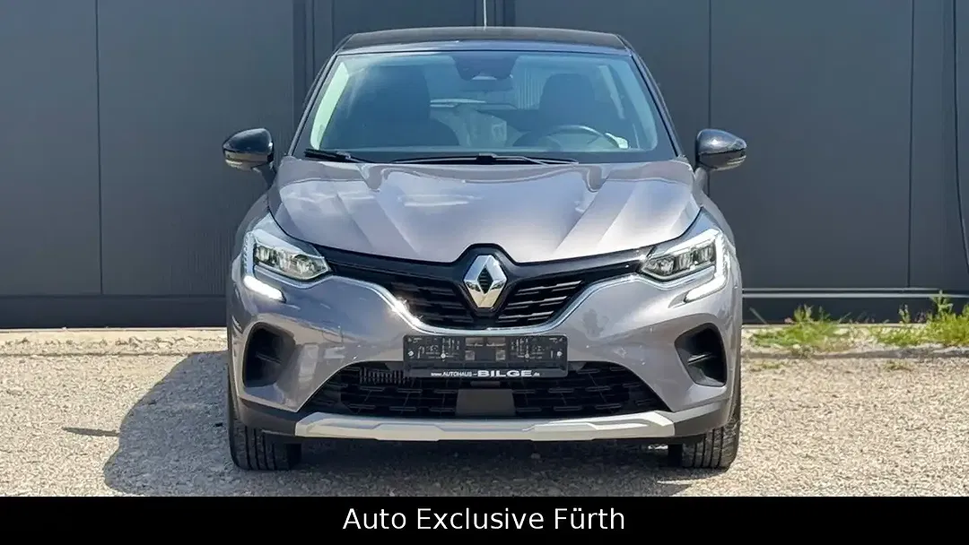Renault Captur - Thumbnail 2