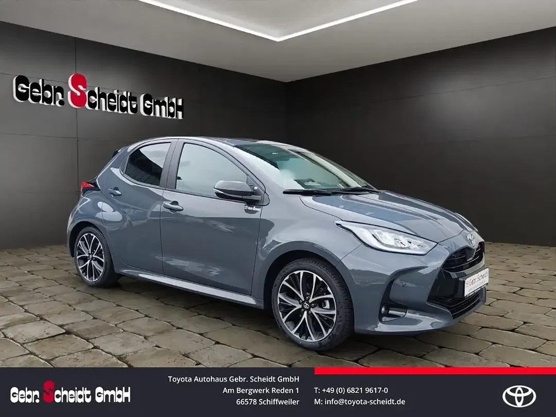 Toyota Yaris - Thumbnail 6