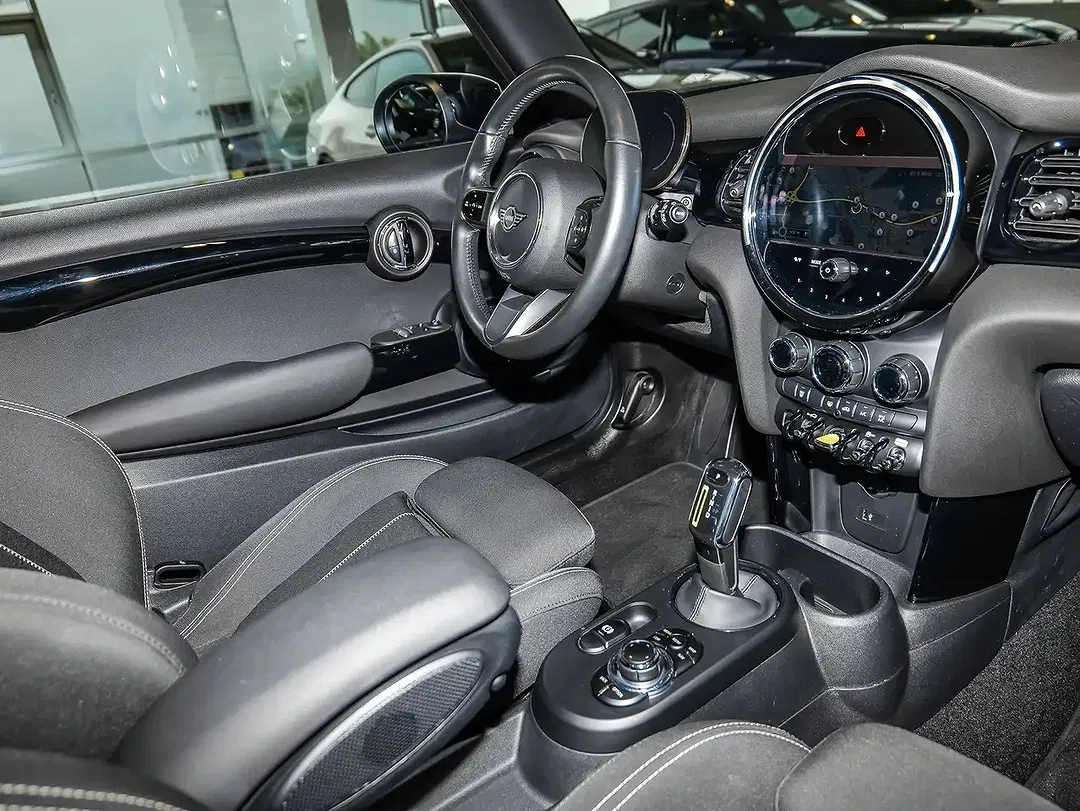 MINI Cooper SE - Thumbnail 14