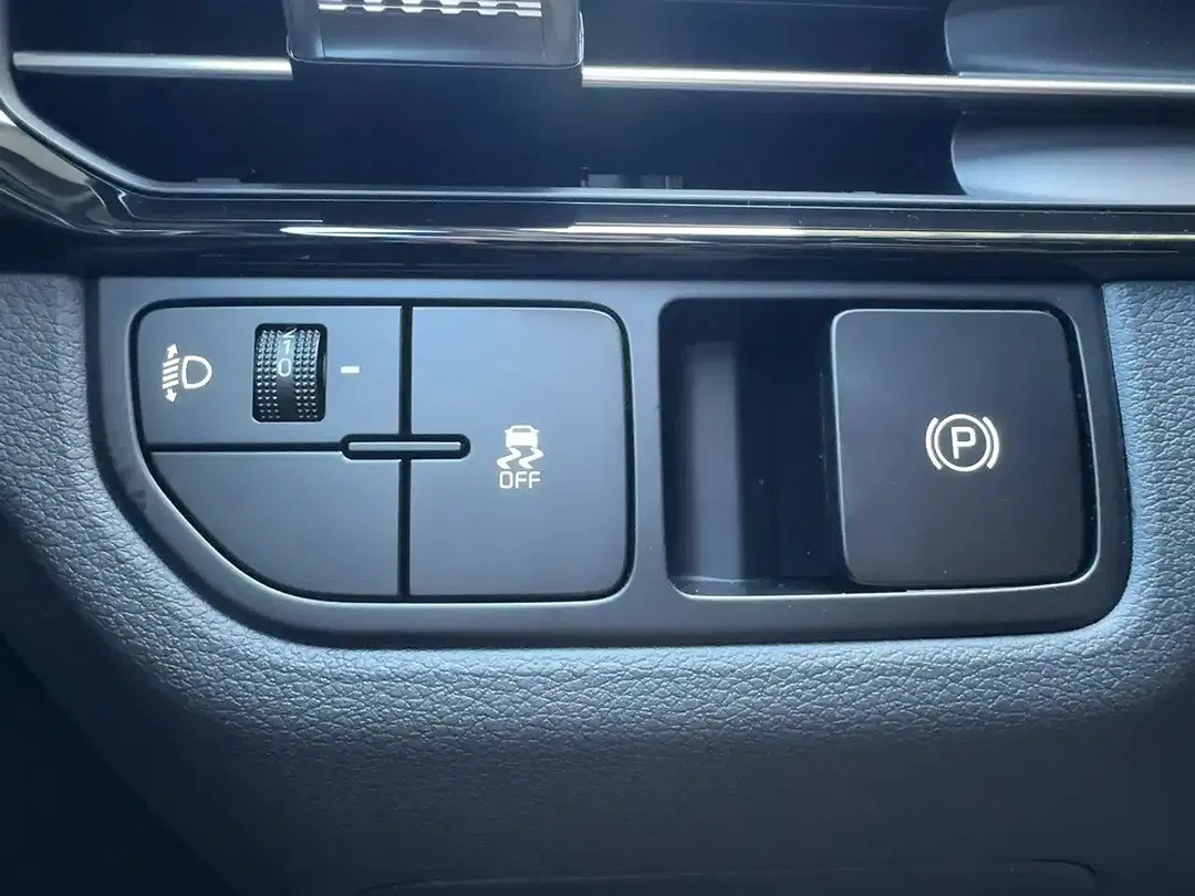 Kia Sportage - Thumbnail 12