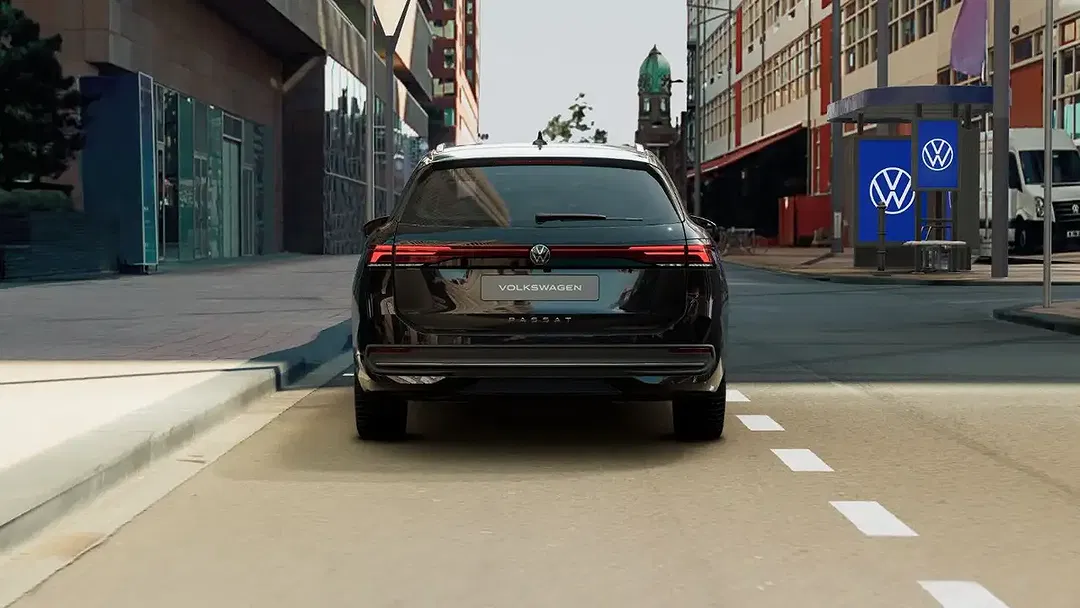Volkswagen Passat Variant - Thumbnail 8