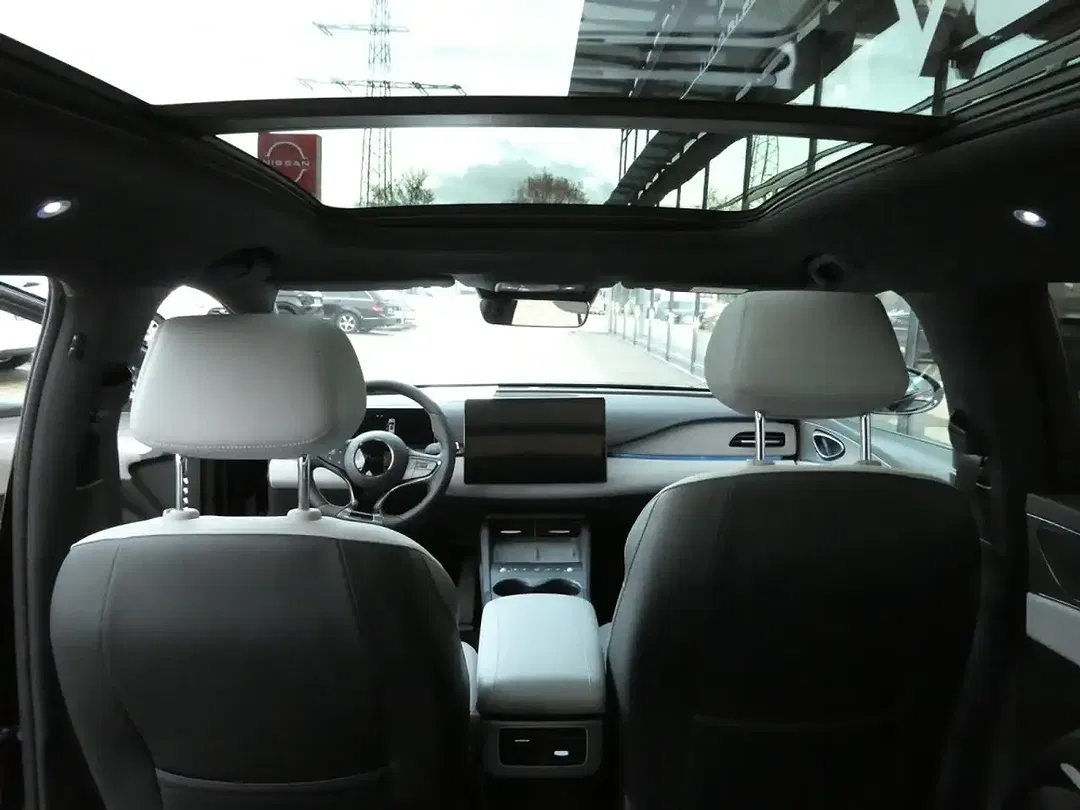 BYD Seal 6 - Thumbnail 12