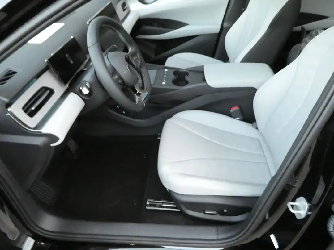 BYD Seal 6 - Thumbnail 7