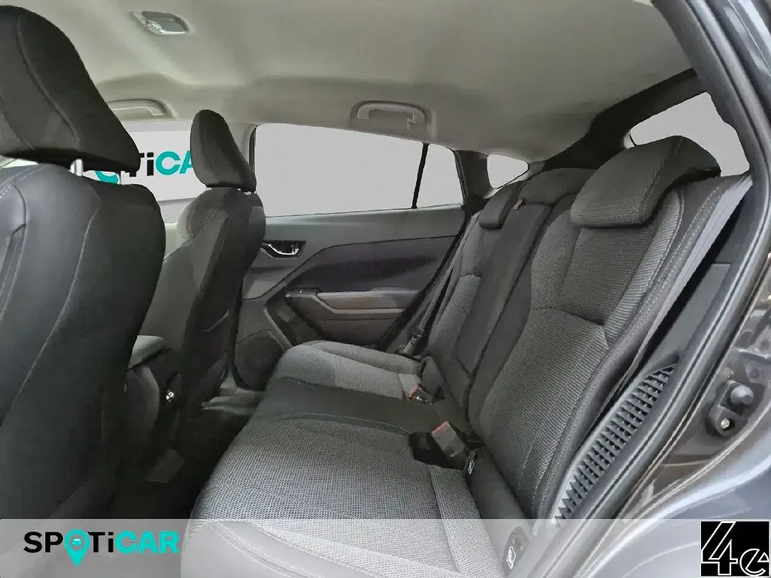 Subaru Crosstrek - Thumbnail 10