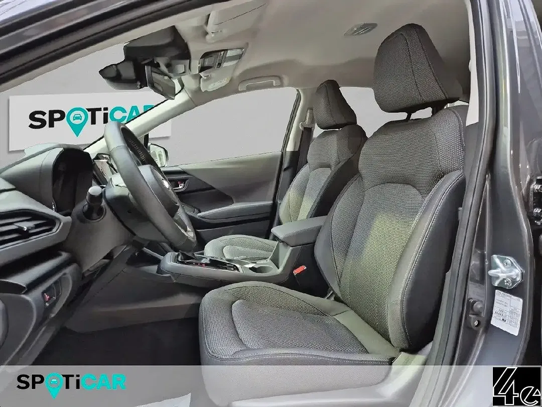 Subaru Crosstrek - Thumbnail 9