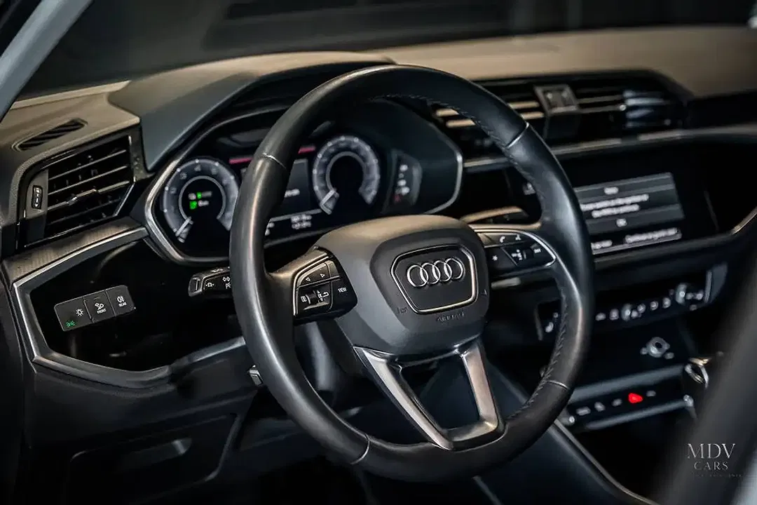 Audi Q3 - Thumbnail 10