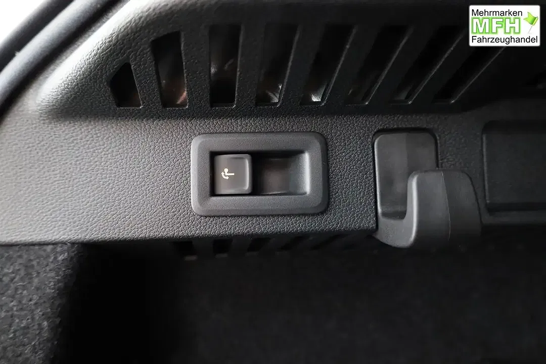 Skoda Kamiq - Thumbnail 13