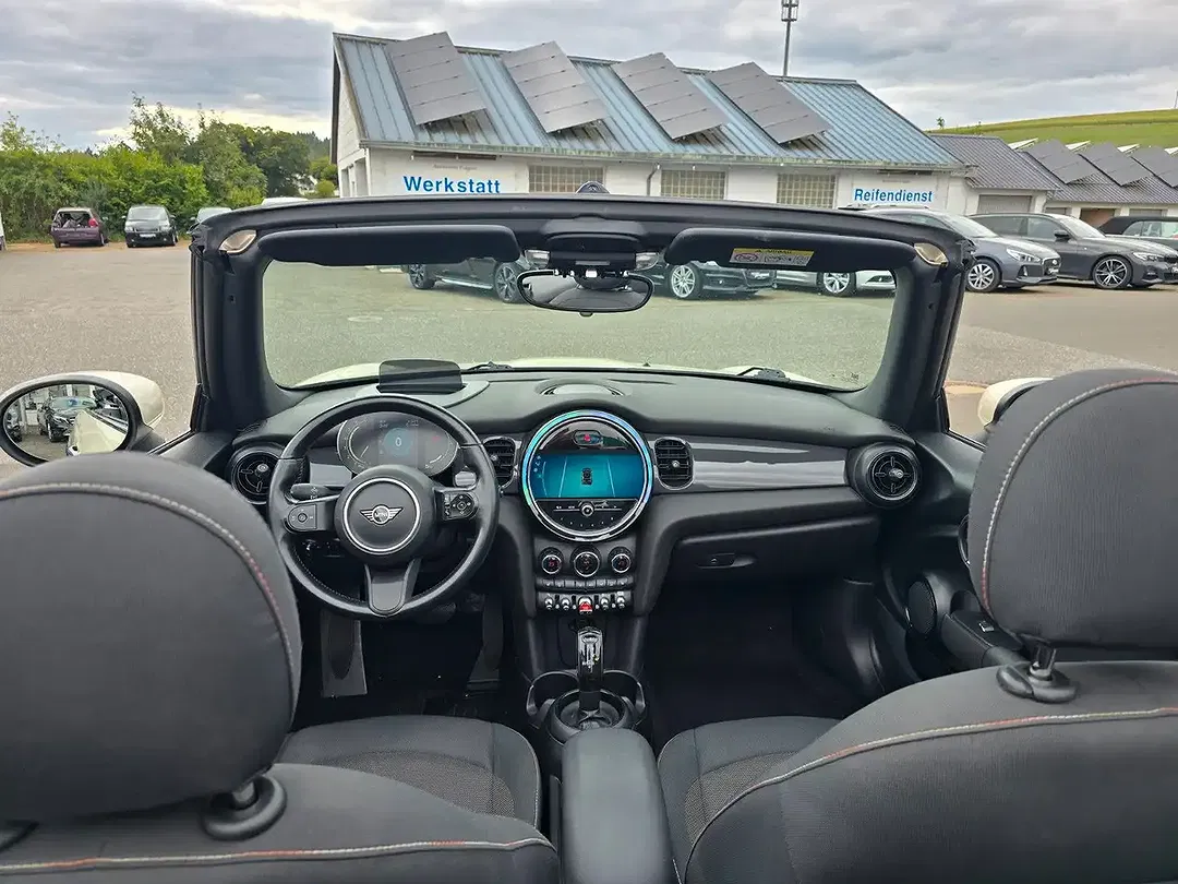 MINI Cooper Cabrio - Thumbnail 10