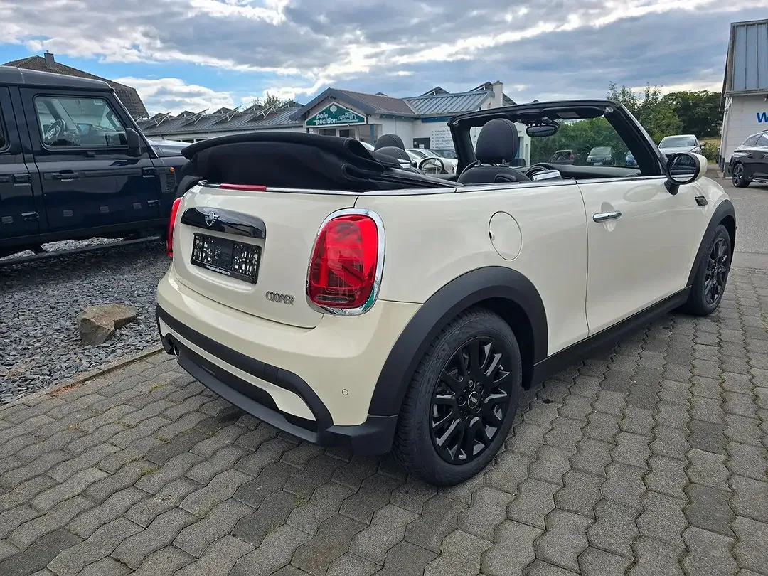 MINI Cooper Cabrio - Thumbnail 4