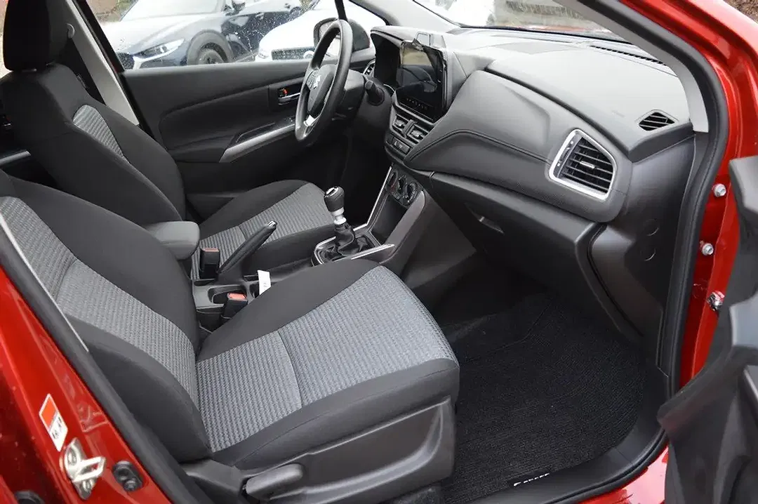 Suzuki S-Cross - Thumbnail 11