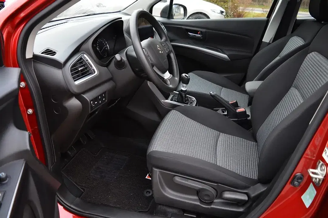 Suzuki S-Cross - Thumbnail 12
