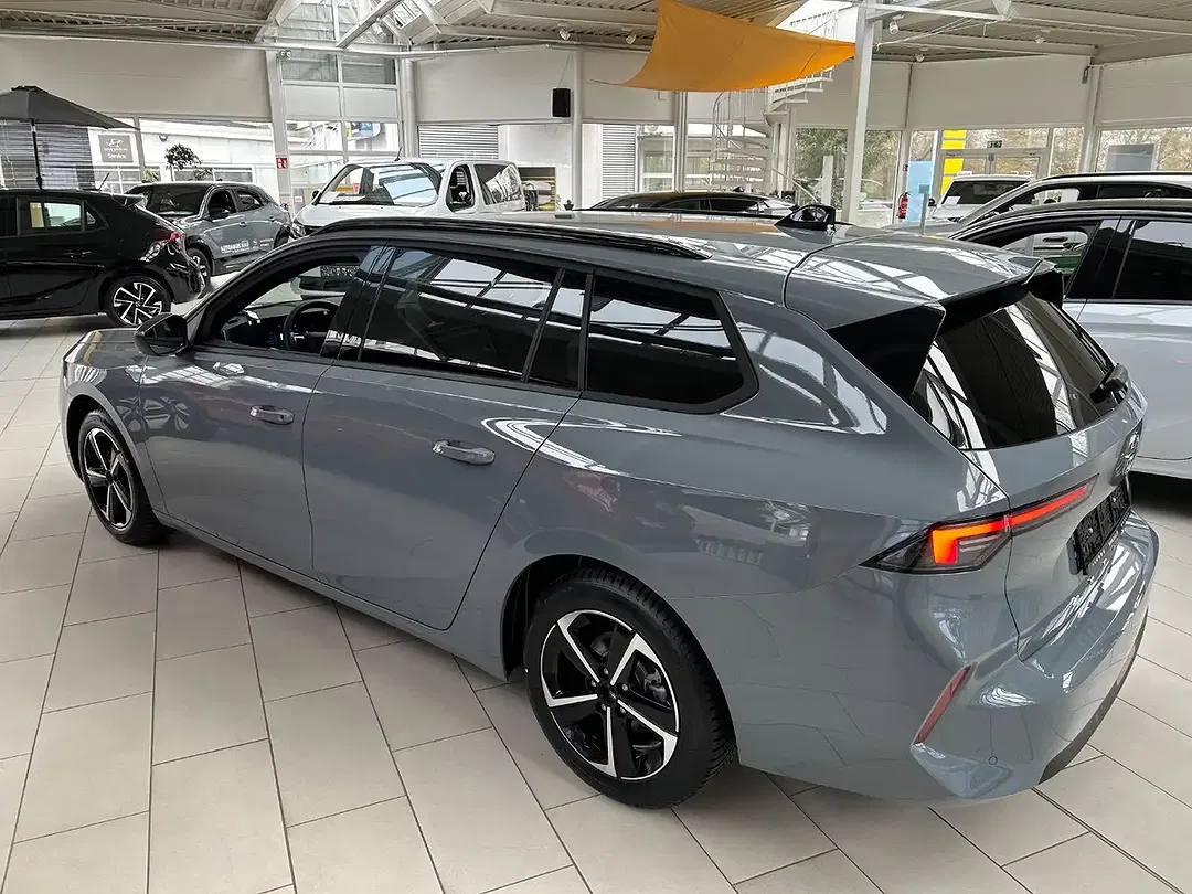 Opel Astra - Thumbnail 4
