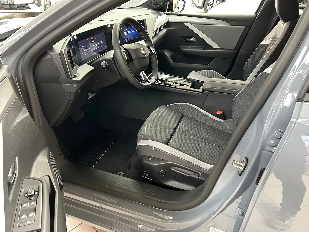 Opel Astra - Thumbnail 7