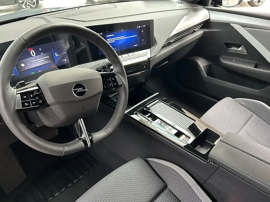 Opel Astra - Thumbnail 8
