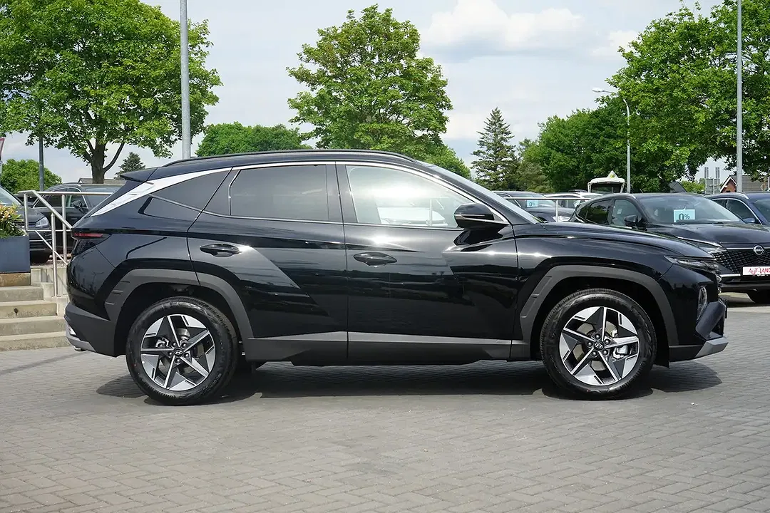 Hyundai TUCSON - Thumbnail 4