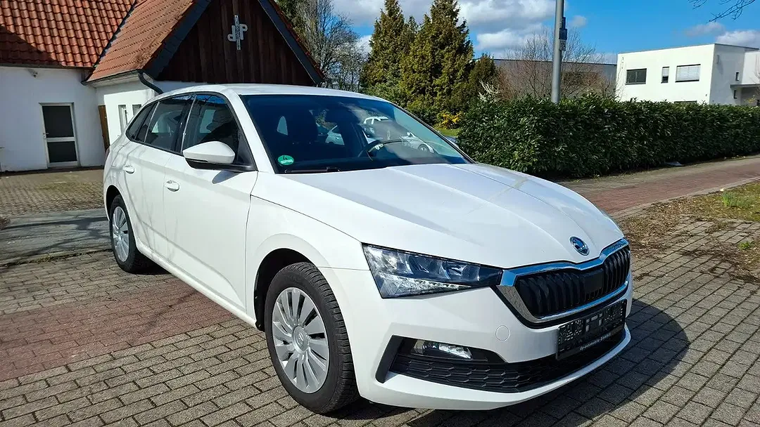 Skoda Scala - Thumbnail 6