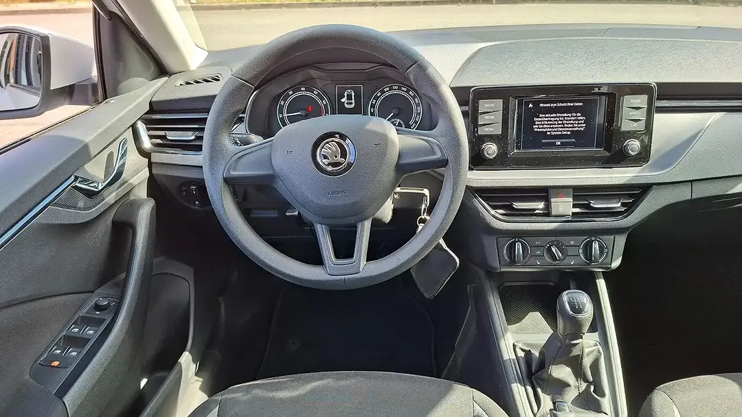 Skoda Scala - Thumbnail 9