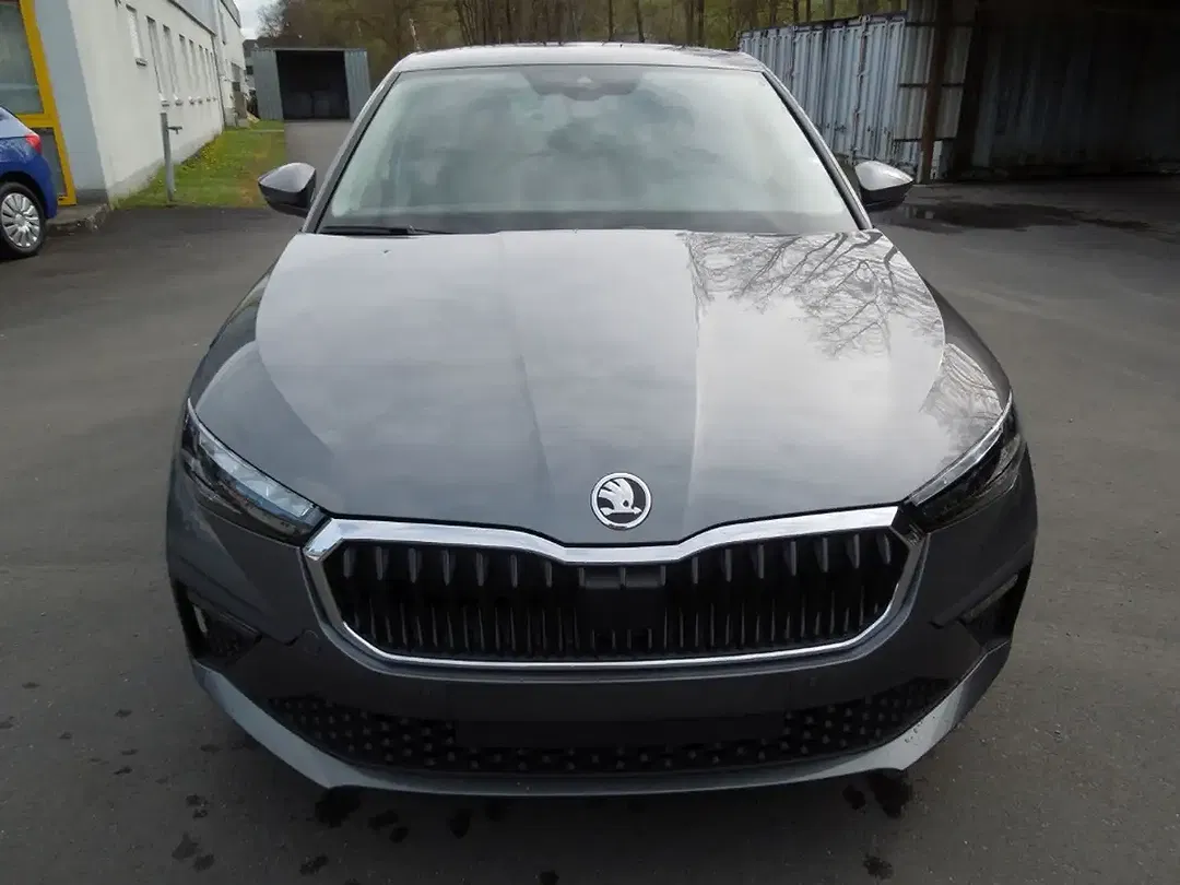 Skoda Scala - Thumbnail 2