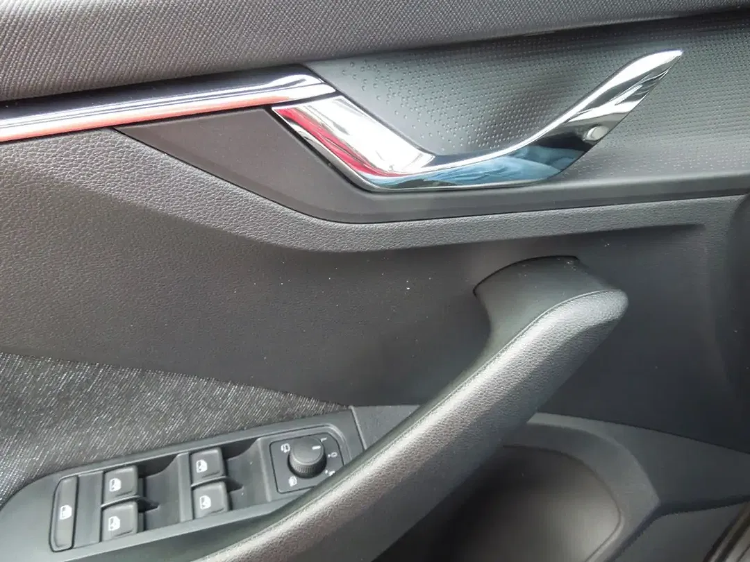 Skoda Scala - Thumbnail 8
