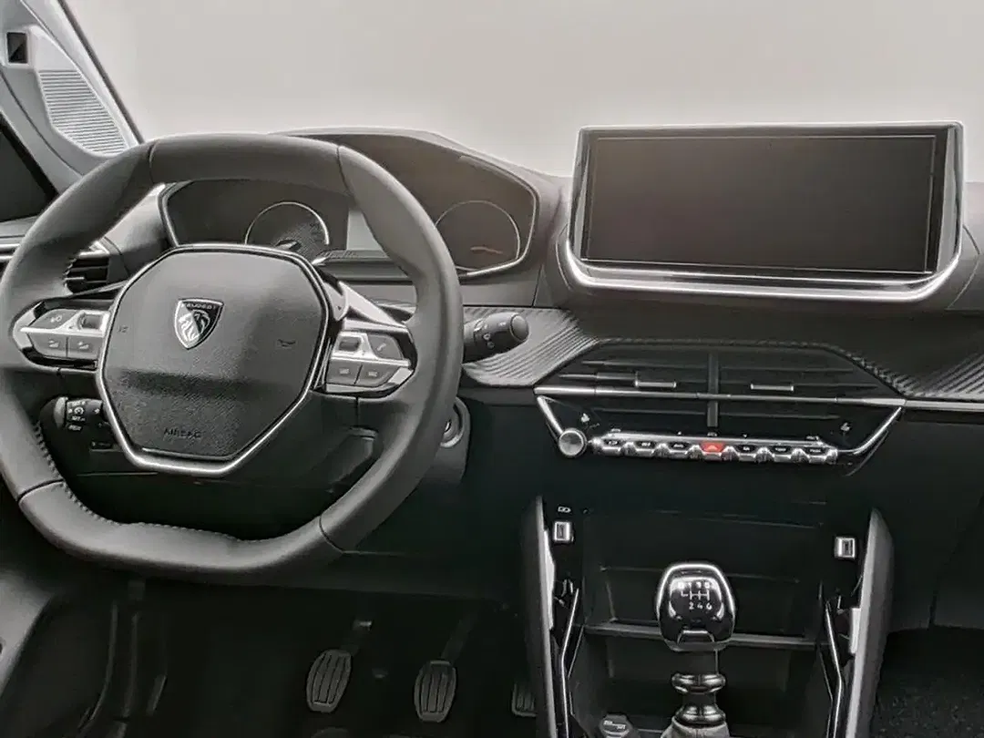 Peugeot 208 - Thumbnail 11