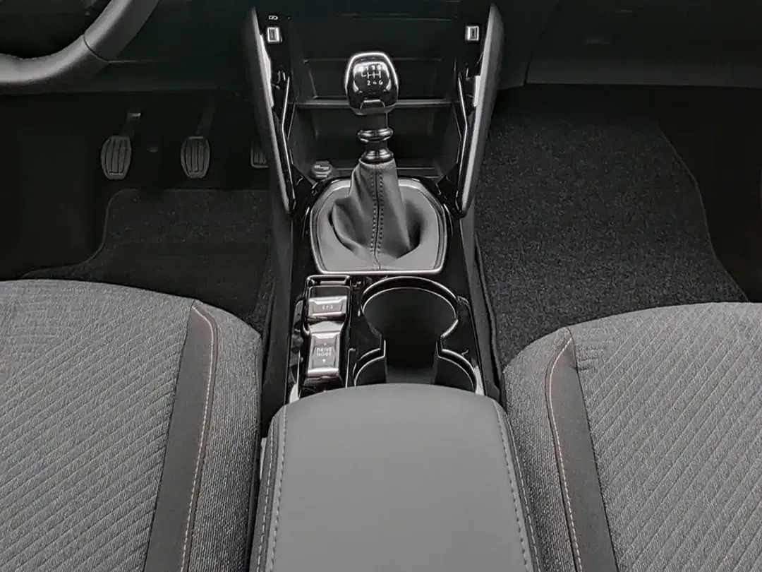 Peugeot 208 - Thumbnail 12
