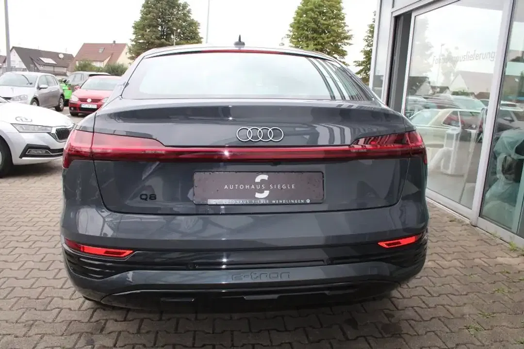 Audi Q8 e-tron - Thumbnail 5
