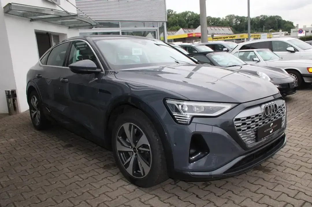 Audi Q8 e-tron - Thumbnail 7