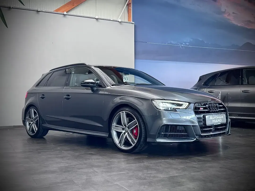 Audi S3 - Thumbnail 5