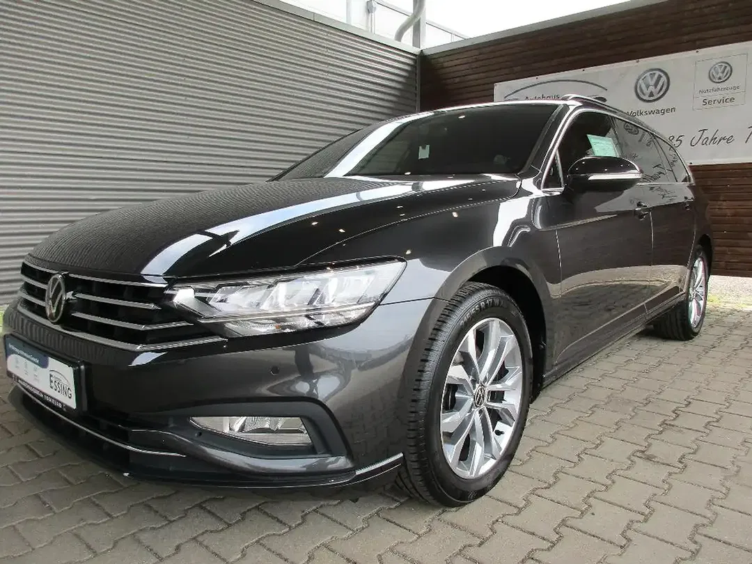 Volkswagen Passat Variant - Thumbnail 4