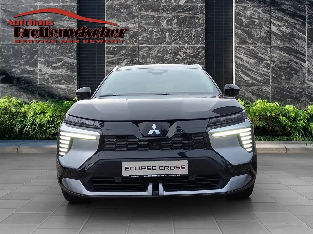 Mitsubishi Eclipse Cross - Thumbnail 2