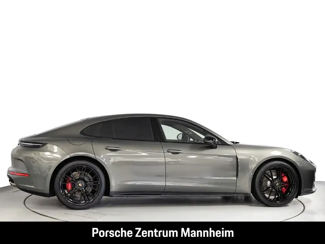 Porsche Panamera - Thumbnail 10