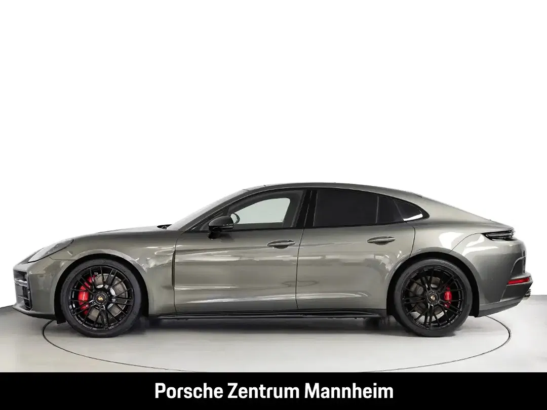 Porsche Panamera - Thumbnail 2