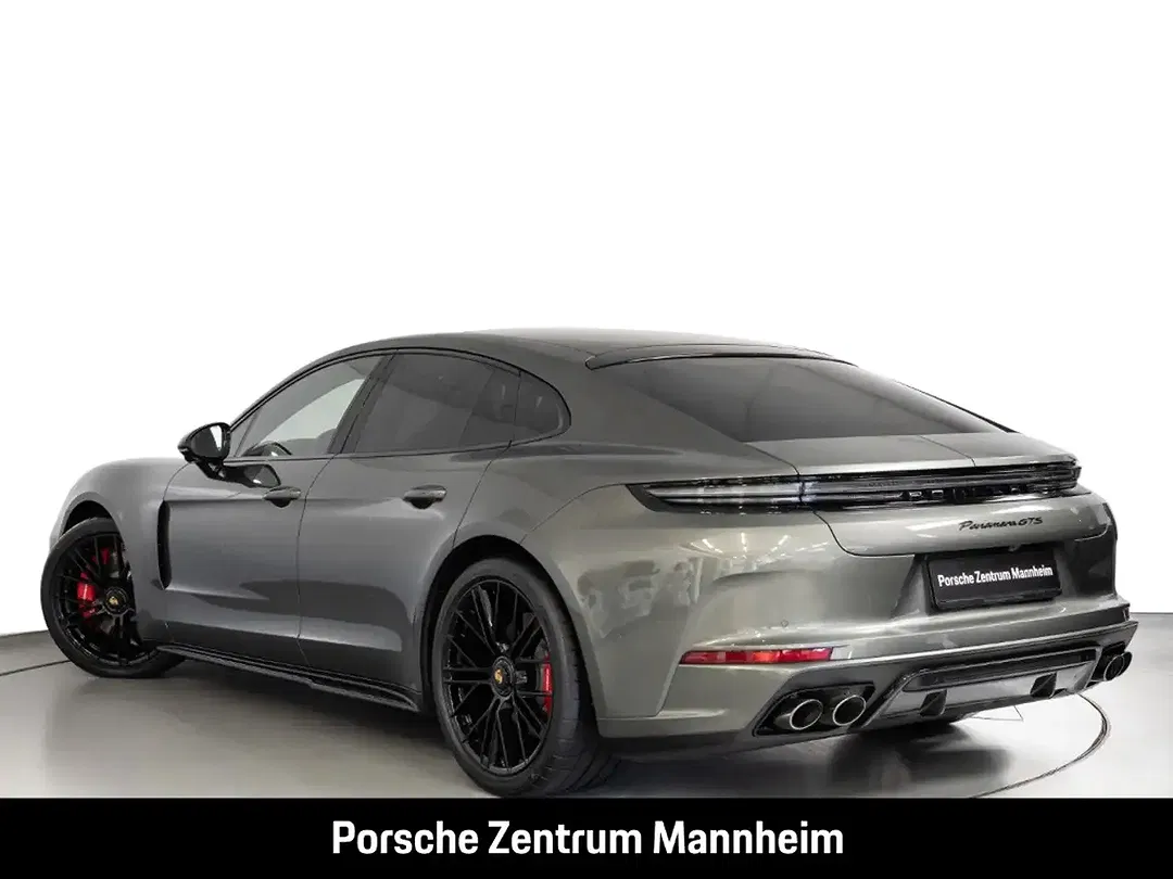 Porsche Panamera - Thumbnail 3