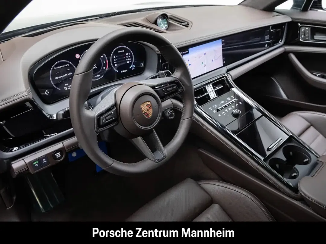 Porsche Panamera - Thumbnail 4