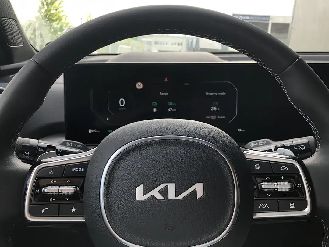 Kia Sorento - Thumbnail 10