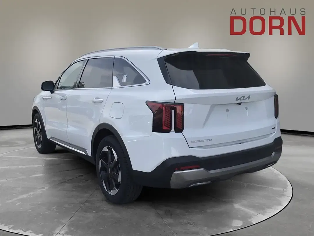 Kia Sorento - Thumbnail 2
