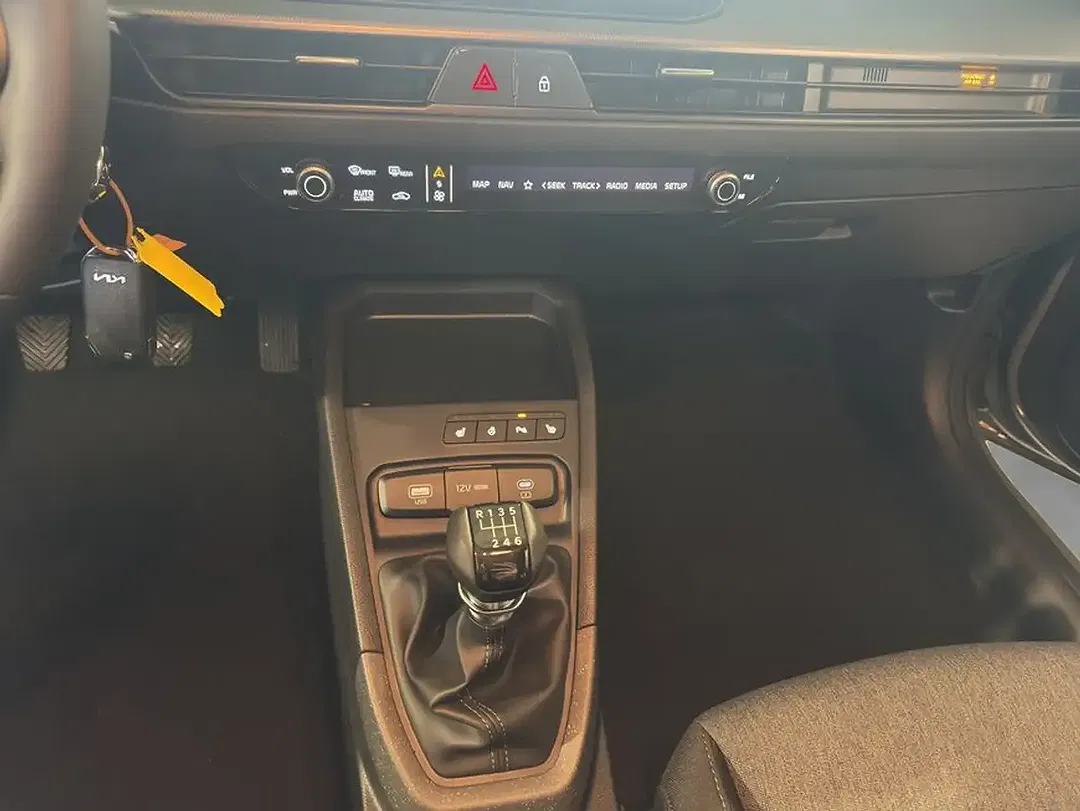 Kia Stonic - Thumbnail 12